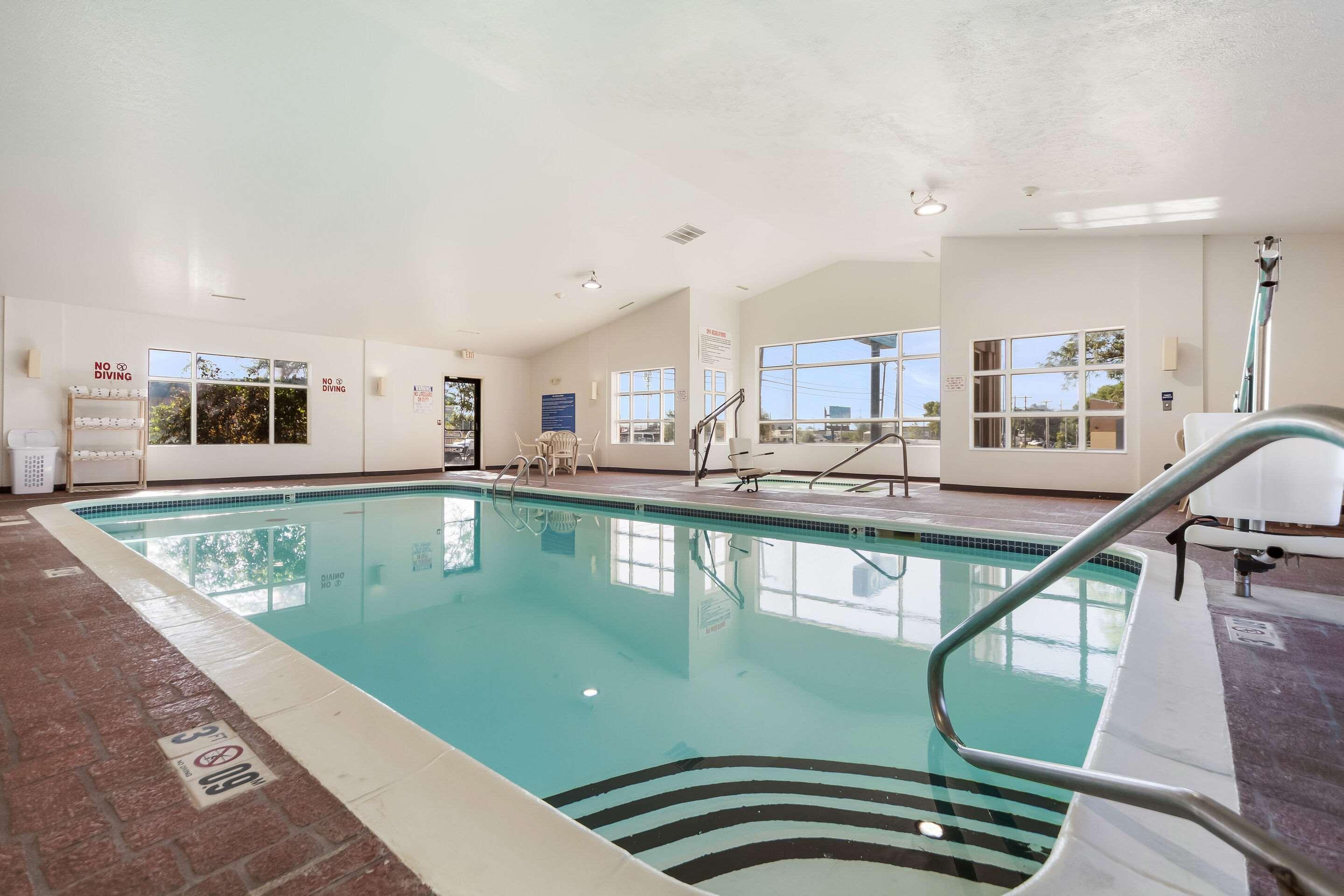 Quality Inn Lincoln Cornhusker Εξωτερικό φωτογραφία