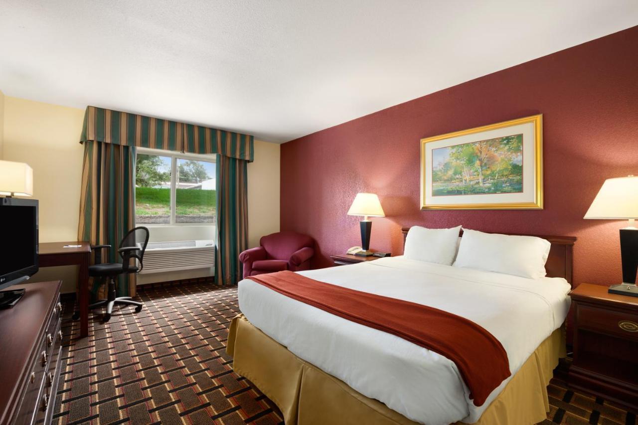 Quality Inn Lincoln Cornhusker Εξωτερικό φωτογραφία